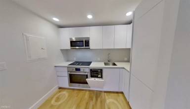 Main picture of 334 Harvard St Apartments