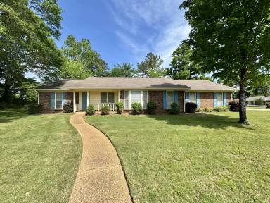 Main picture of 5101 Summerbrook Dr