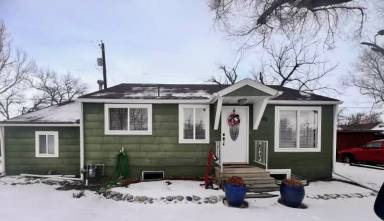 Main picture of 1122 Bench Blvd