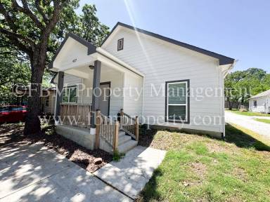 Main picture of 431 Jannie St