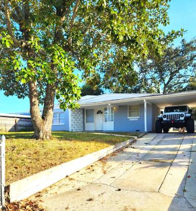 Main picture of 1327 Eugene Black St