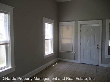Main picture of 258 E Graves Ave