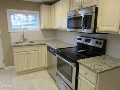 Main picture of 9 Cedar Crest Dr