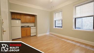 Main picture of 3831 N Fremont St