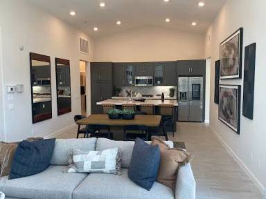 Main picture of 12521 Taylor Way