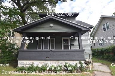 Main picture of 1119 Watkins St SE