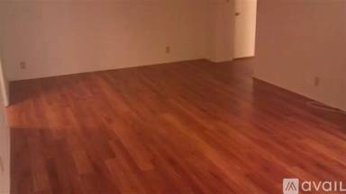 Main picture of 10550 Eastborne Ave