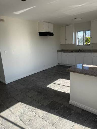 Main picture of 9506 Ramona St