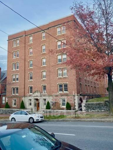 Main picture of 231 State St