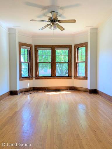 Main picture of 987 Beaconsfield Ave