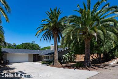 Main picture of 10055 Grandview Dr