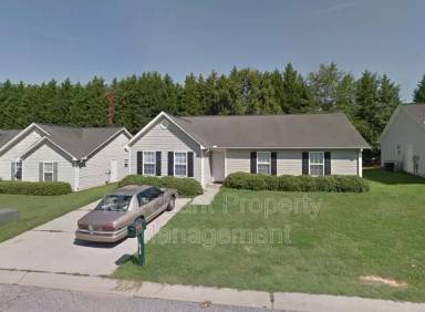 Main picture of 207 Cornerstone Ct