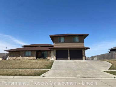 Main picture of 7710 Yankee Woods Dr