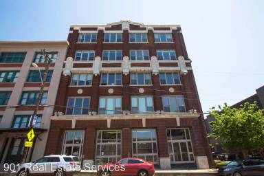 Main picture of 420 S Front St