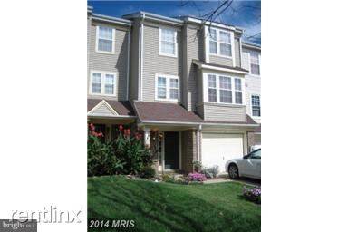 Main picture of 10 Tattersaul Ct