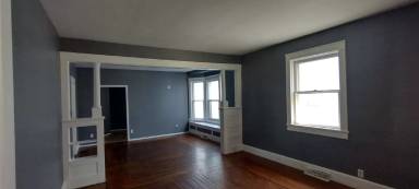 Main picture of 416 Lawrence St