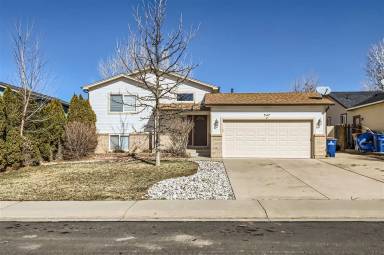 Main picture of 547 Hawthorn Cir