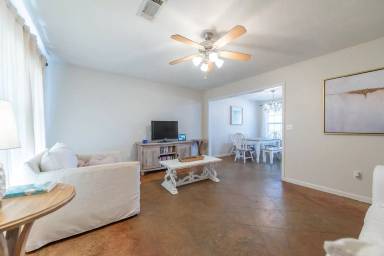 Main picture of 40 Darby Way