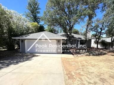 Main picture of 2778 King Edward Dr