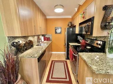 Main picture of 1125 NE 16th Pl