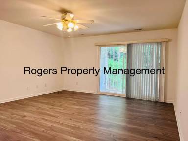 Main picture of 2950 Trailwood Pines Ln