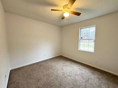 Main picture of 1780 Peartree Rd