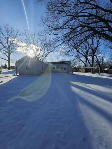 Main picture of 1114 S Woodbury St