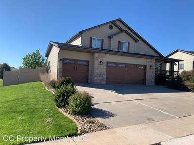 Main picture of 6620 Cog Hill Ln