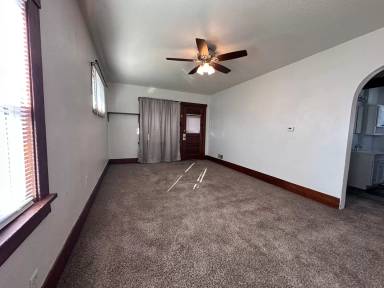 Main picture of 2211 8th Ave S