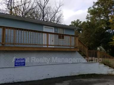 Main picture of 608 Lester Rd
