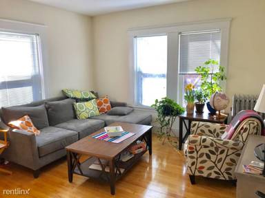 Main picture of 13 Shepard St