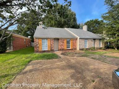 Main picture of 17 Meadowoods Pl