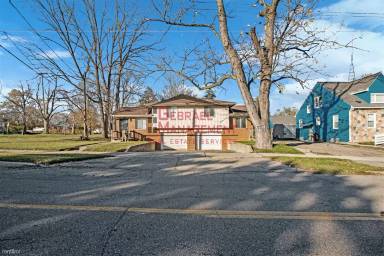 Main picture of 1009 Lippincott Blvd