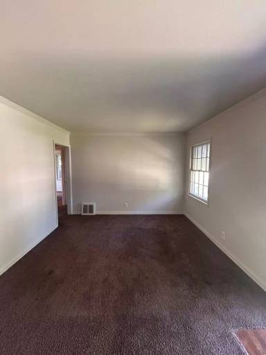 Main picture of 4500 Plaza Dr