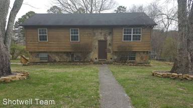 Main picture of 2306 Roundtree Rd