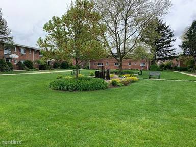 Main picture of 10 Wildwood Gdns