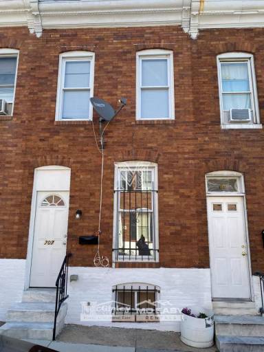 Main picture of 707 N Glover St