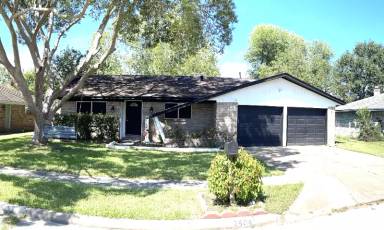 Main picture of 2404 Goodrich St