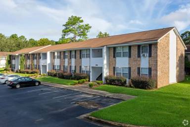 Main picture of Summer Tree Apartments