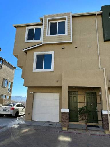 Main picture of 3191 Sterling Ridge Cir