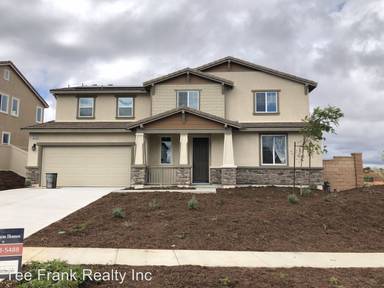 Main picture of 28715 Clearview St
