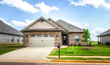 Main picture of 14696 Demarie Ln