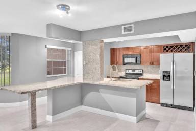 Main picture of Lakeview Club