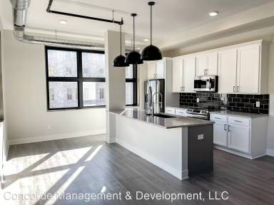 Main picture of 1040 O St