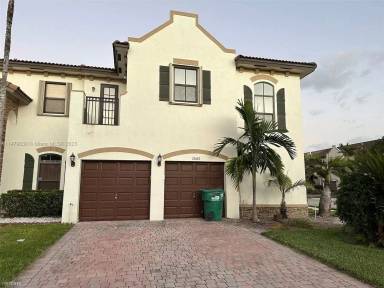 Main picture of 23683 SW 113th Ave