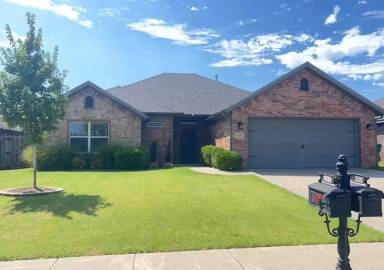 Main picture of 6102 S 38th St
