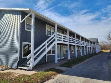 Main picture of 1641 34th St SE