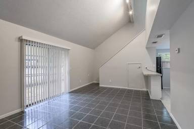 Main picture of 26620 Primrose Ct