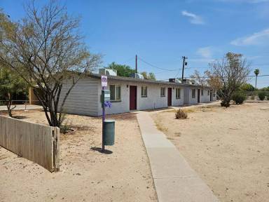 Main picture of 5615 S 5th Street Apartments