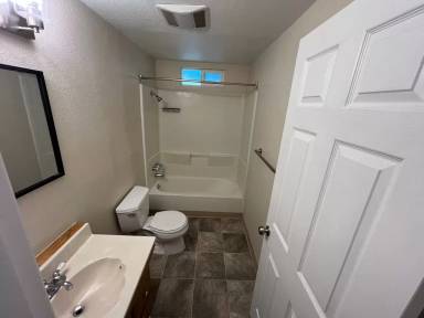 Main picture of 484 Limnell St
